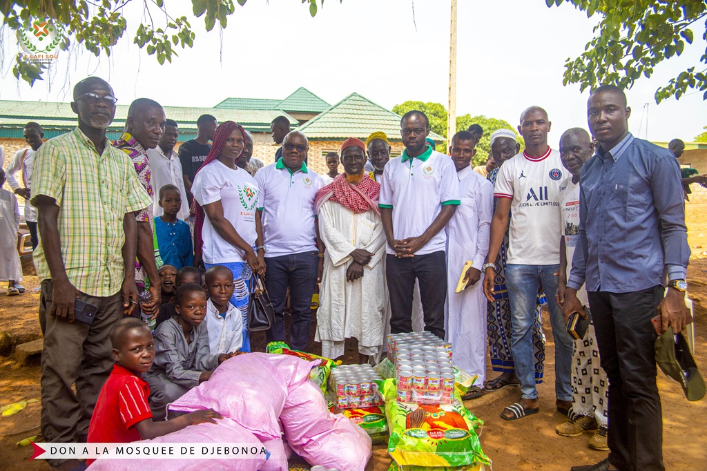 Ramadan à Djébonoua : La Fondation E LAFI SOU offre des vivres à la communauté musulmane